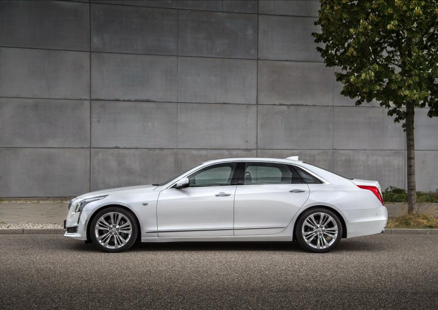  Cadillac CT6 Platinum 2016 года  (WW) (фото 18 из 42)